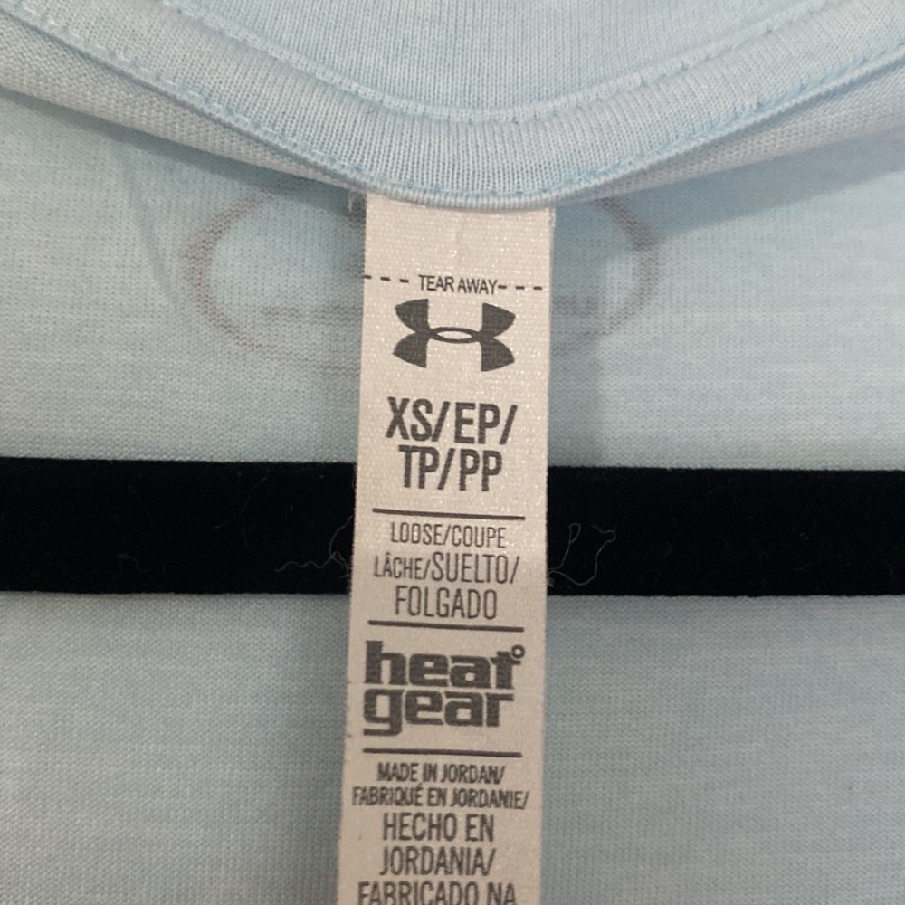Under Armour HeatGear Long Sleeve - Picture 2 of 3